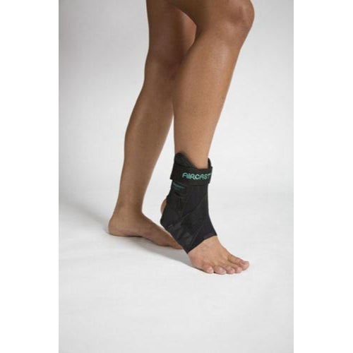 Aircast AirSport Ankle Brace for reliable ankle support and compression. Ideal for sprains and stabilization, Moovkart