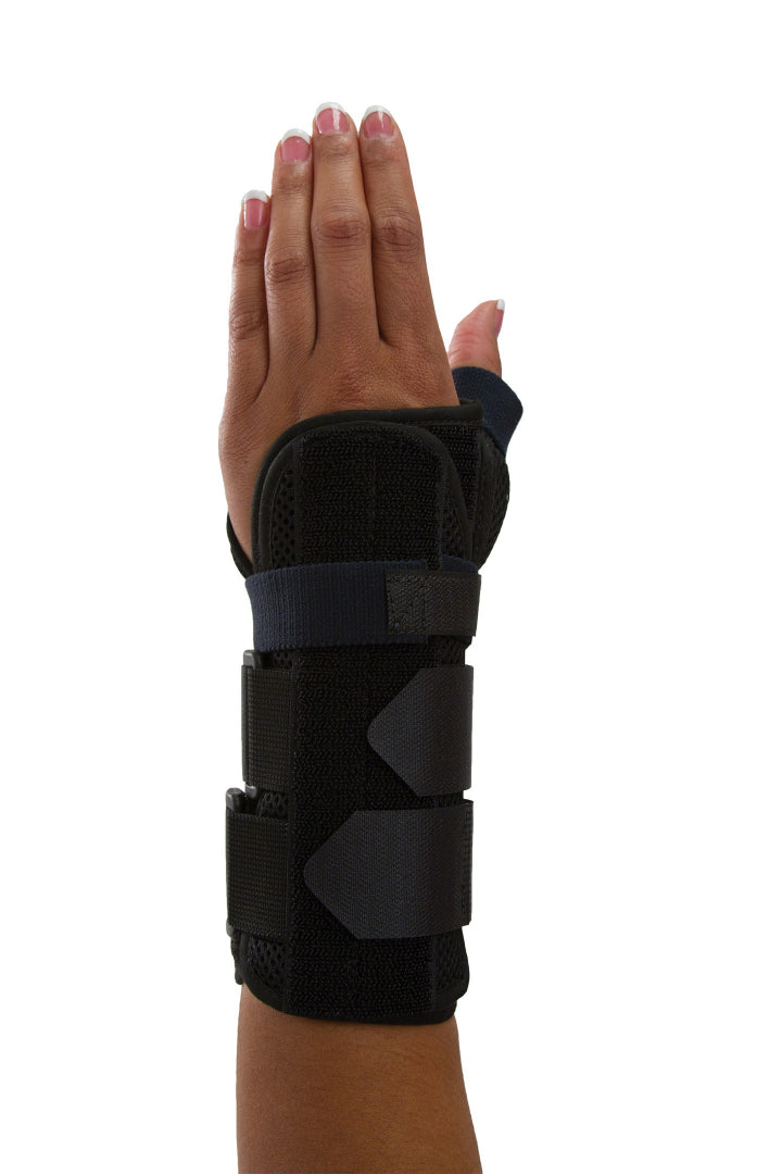 Advanced Orthopaedics Universal Wrist Brace with Thumb Spica