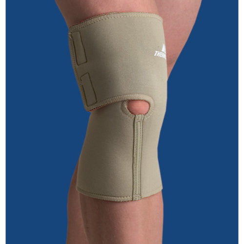 Thermoskin Universal Knee Wrap, Adjustable knee support for arthritis pain relief and breathable support, Moovkart.